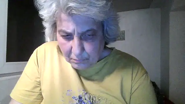 Chat XXX en directo de ExquisiteMature