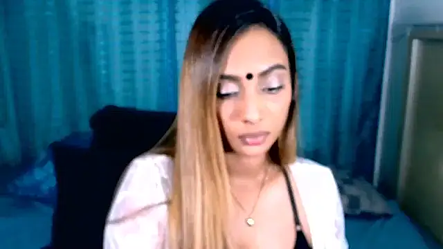 دردشة sexyindianchic الجنسية المباشرة