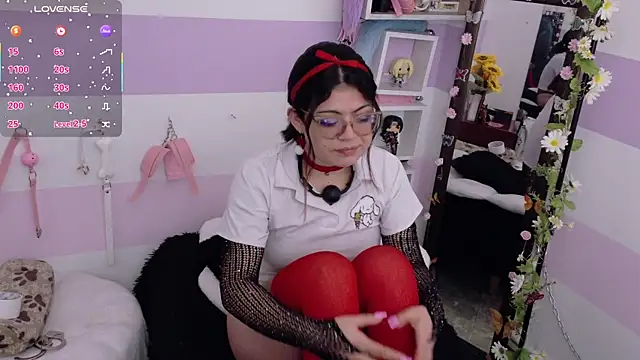 แชท XXX สดของ Catwhite_