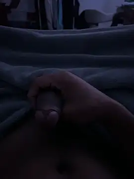 jeunemetissehi Webcam Show