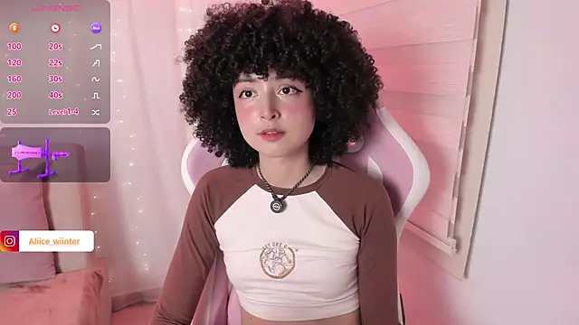 Alice_winter_'s Live XXX Chat