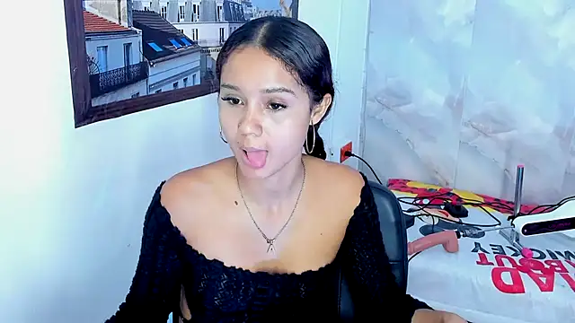 แชท XXX สดของ MarianaManzur