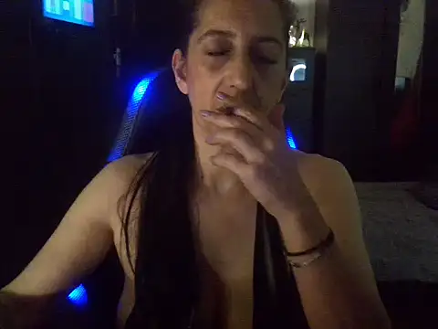 XXX chat uživo modela la-fee-pas-chier