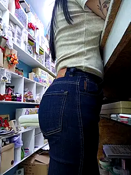 LunaZambrano – Naživo XXX chat