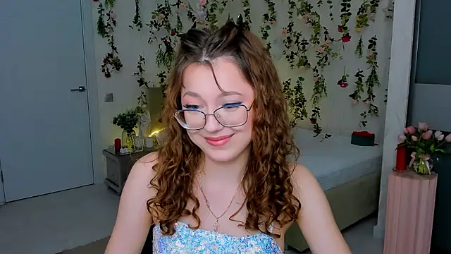 แชท XXX สดของ SereneFlame