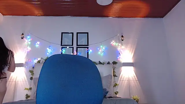 Megan_05_ Chat XXX in diretta