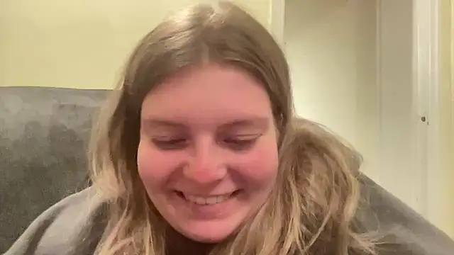 Ellarose-xo's Webcam Show