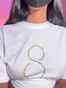 Neha18 – Naživo XXX chat