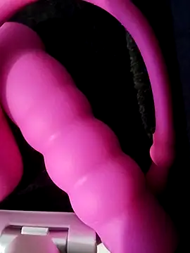 Juliemstoma's Live XXX Chat