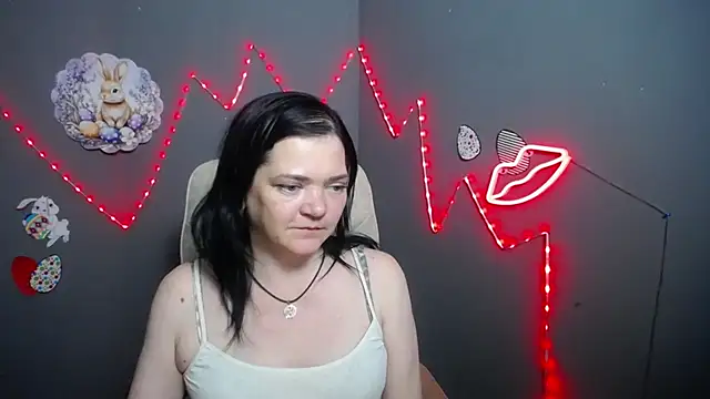 LauraFinn's Live XXX Chat