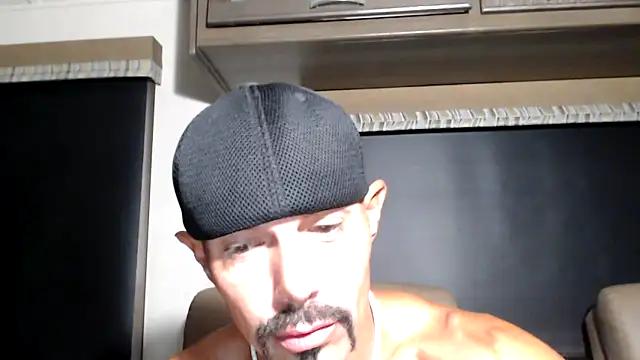 Živý XXX chat ThickD2C