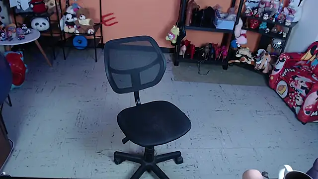 MissMiia2 Chat XXX live