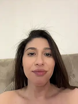 IrisBlues Adlı Modelin Canlı XXX Sohbeti