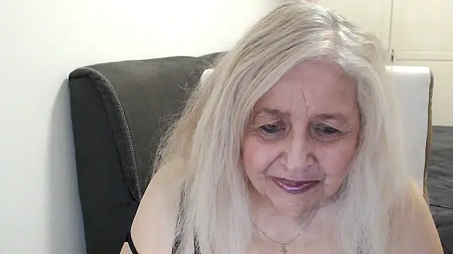 Chat +18 de SusiLifeXXX ao vivo