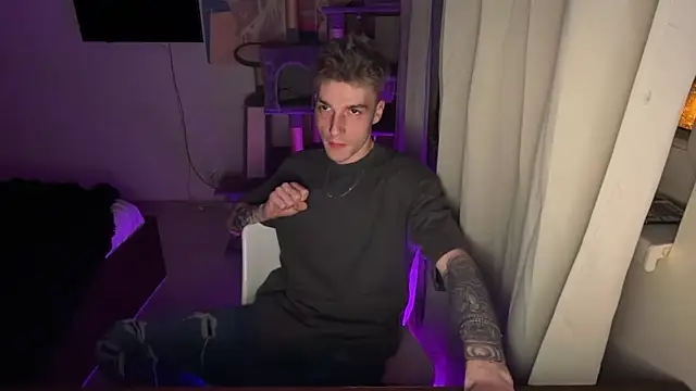 Вебкам-шоу davesinner