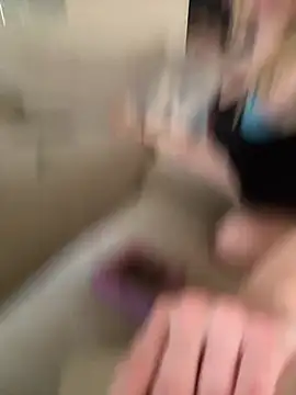 แชท XXX สดของ blondebunny999_999