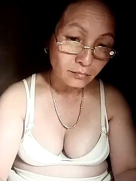 Chat XXX en directo de Cucci07