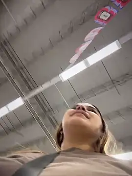 Chat XXX en directo de Colibri_xxx