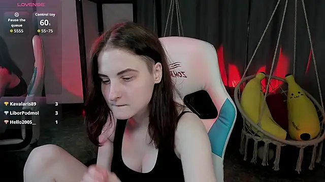 KiraDuvall Live XXX-chat