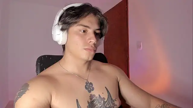 Giordano_Russo ওয়েবক্যাম শো