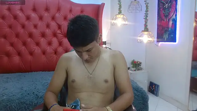 DominantBoy4 Live XXX-chat