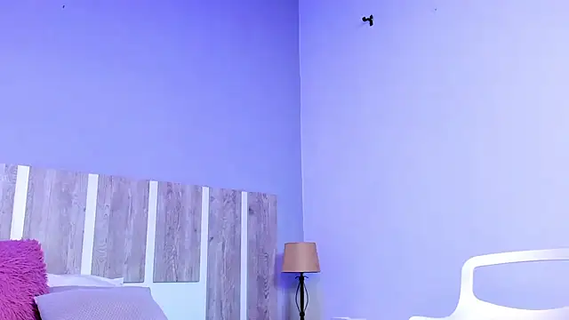 EmilySearss Adlı Modelin Canlı XXX Sohbeti