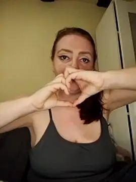 Bella-Monroe Live XXX-Chat