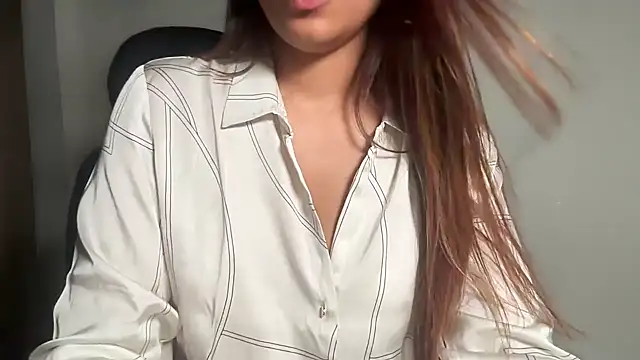 Sakheeeena's Webcam Show