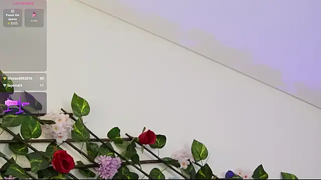 saraBow: απευθείας συνομιλία ΧΧΧ