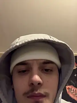 Pokazy przed kamerką – CarmeloA