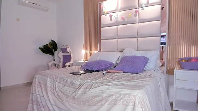 Taylor_Royal_ Chat XXX in diretta