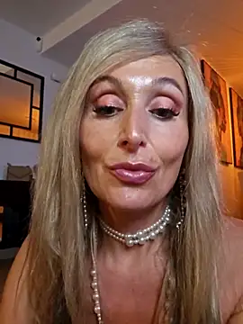 Živý XXX chat 2bigass4_u