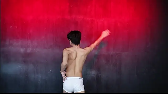 Queen-Vibe Adlı Modelin Web Kamerası Şovu