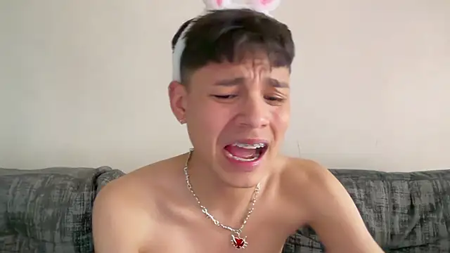 Andy_Belier23のウェブカメラショー