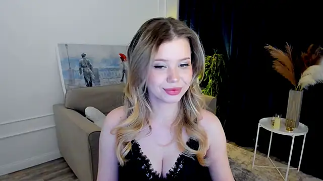 FollowLovee: онлайн-секс-чат