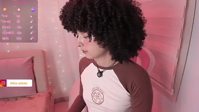 Chat +18 de Alice_winter_ ao vivo
