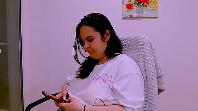 Minnie_EllaのライブXXXチャット