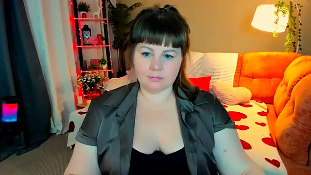 CrystaalStaar Adlı Modelin Canlı XXX Sohbeti