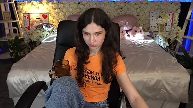 Онлайн чат XXX BabyFlowerr