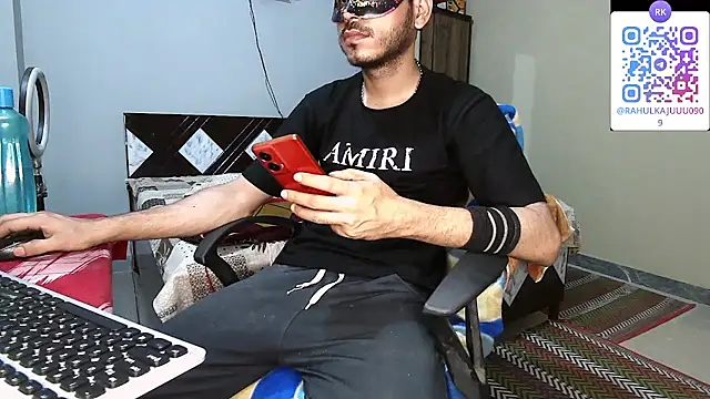 rahulkajuuu0909 Adlı Modelin Web Kamerası Şovu