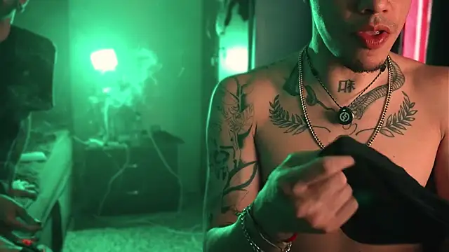 AlphaMasterXxx live XXX chat