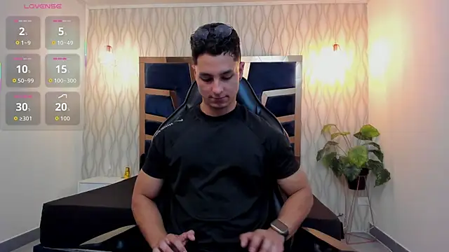 Noah_Clarkk's Live XXX Chat