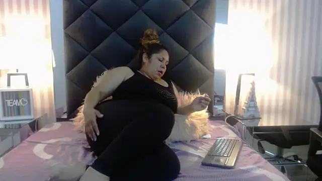 ViviJones – Live XXX-chat