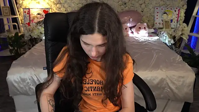 BabyFlowerr – Live XXX-chat