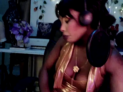 Anaconda2350's Live XXX Chat