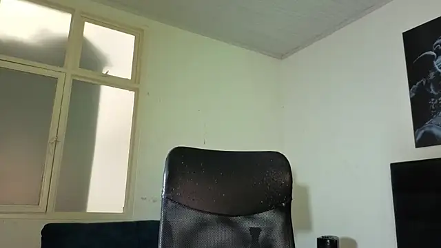 Chatroom XXX en direct de SabinaMerchetti