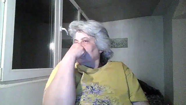 دردشة ExquisiteMature الجنسية المباشرة