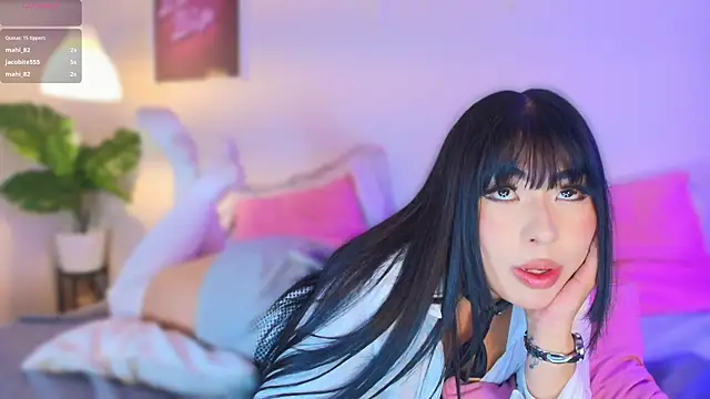 Jade-Naughty: онлайн-секс-чат