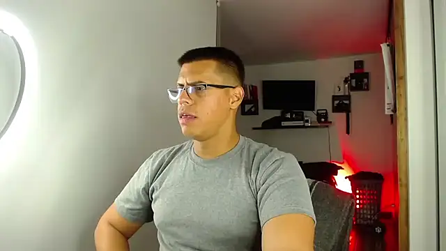 _John_Boy_ Adlı Modelin Web Kamerası Şovu