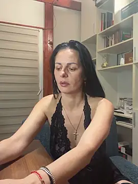 MiriamDelyn Chat XXX live